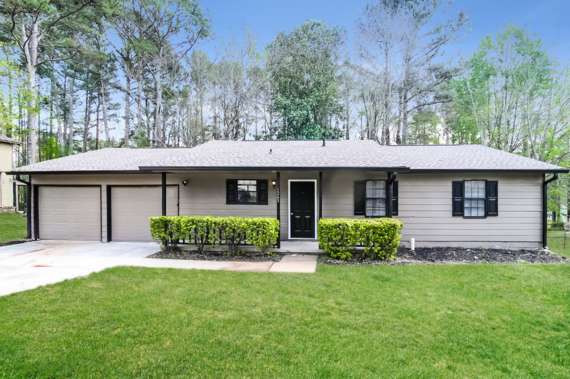 1263 Briar Ridge Lane Jonesboro, GA 30238